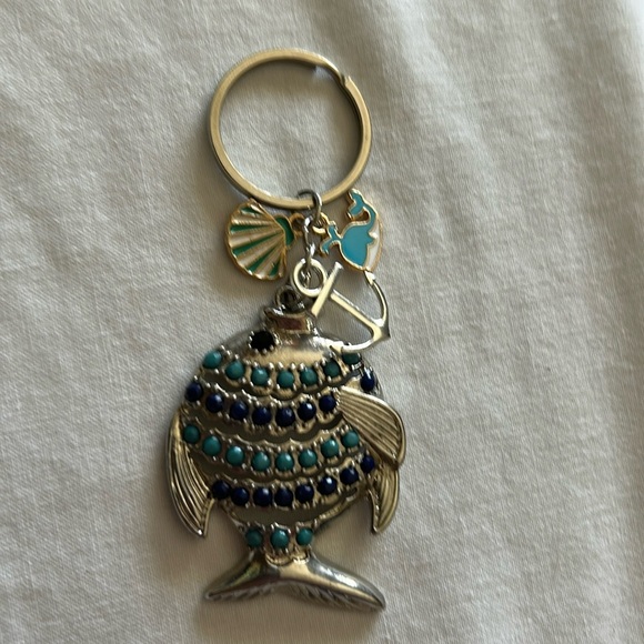 Fish theme Silver keychain‎ with charms - Picture 1 of 8